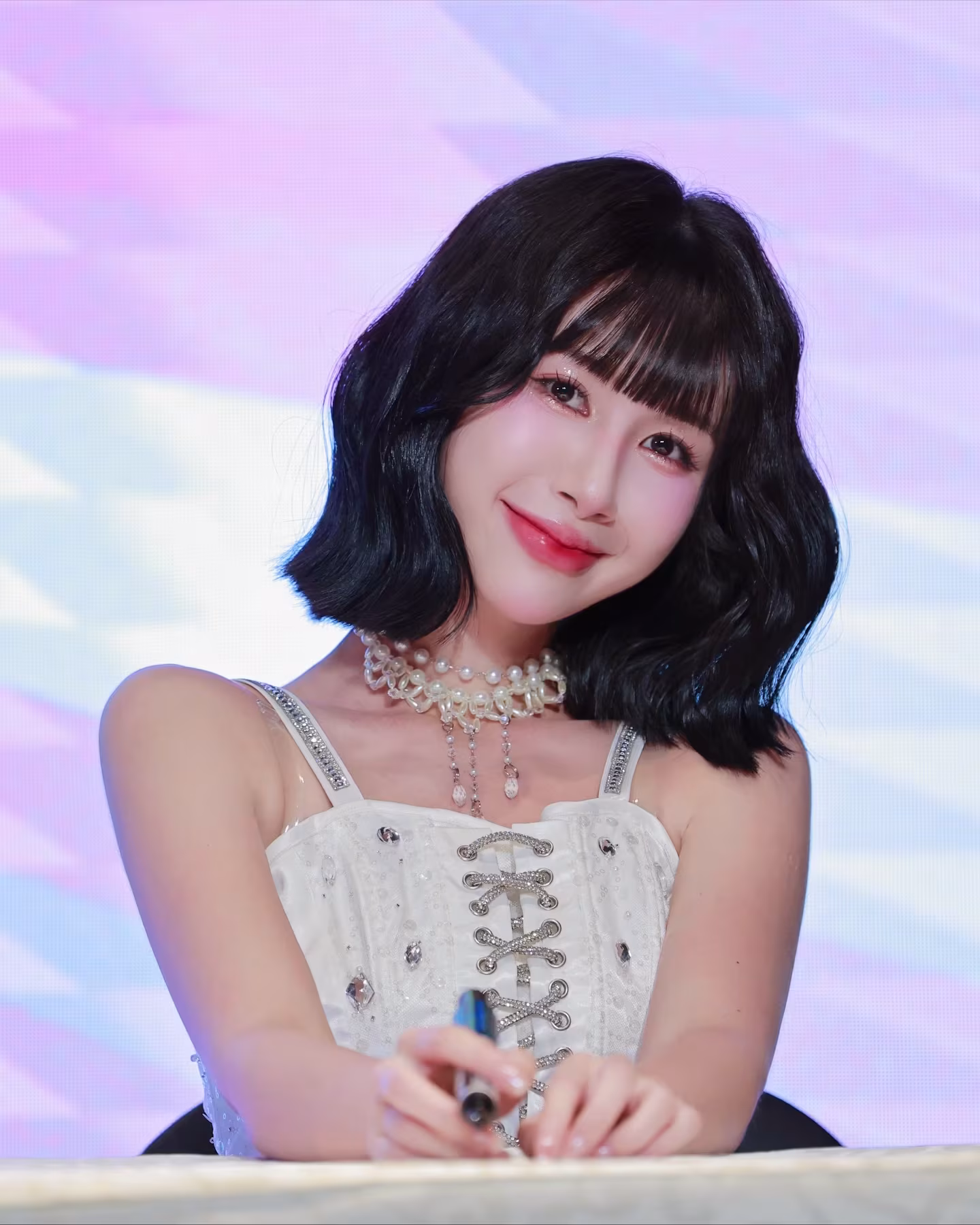 沛婕球場性感應援！甜美雪白S曲線誘人視角