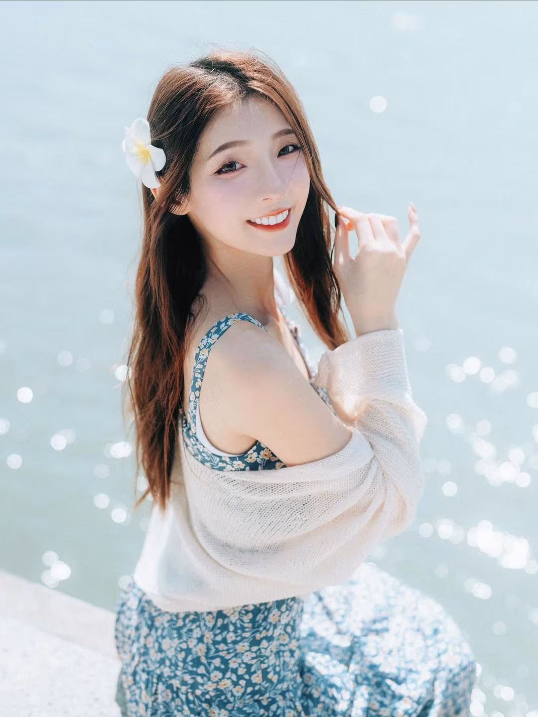 汶汶的夏日性感曲線